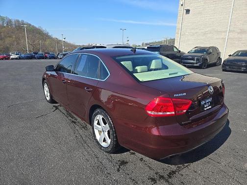2014 Volkswagen Passat 1.8T Auto SE