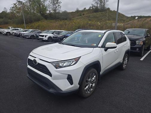 2020 Toyota RAV4 XLE Premium