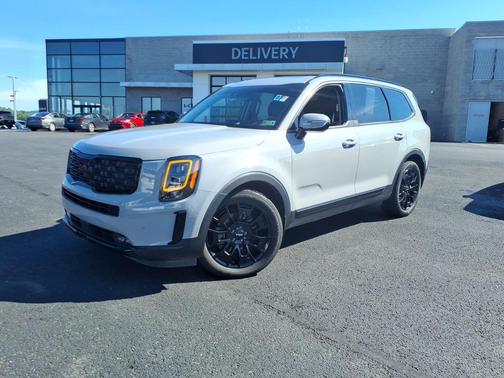 Wolf Gray 2022 Kia Telluride SX