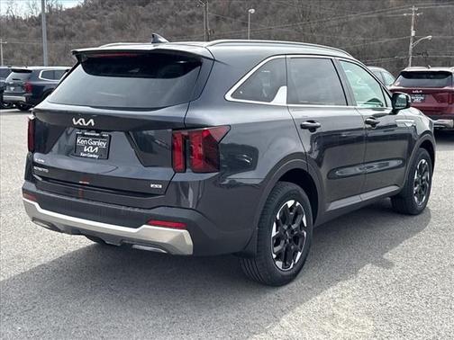 2025 Kia Sorento S