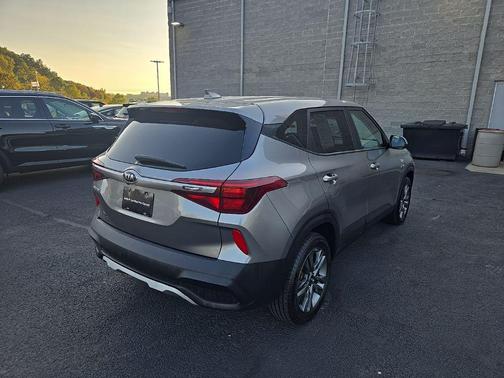 2021 Kia Seltos LX
