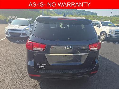 2015 Kia Sedona LX