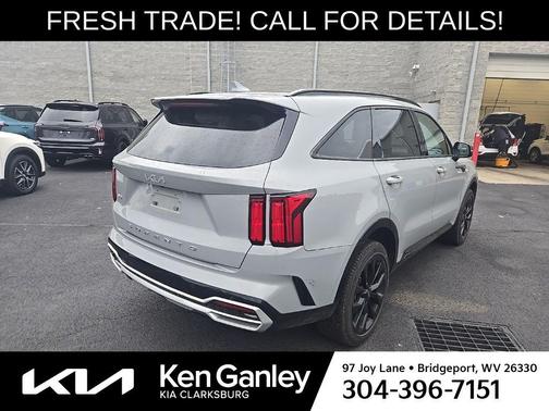 2022 Kia Sorento SX