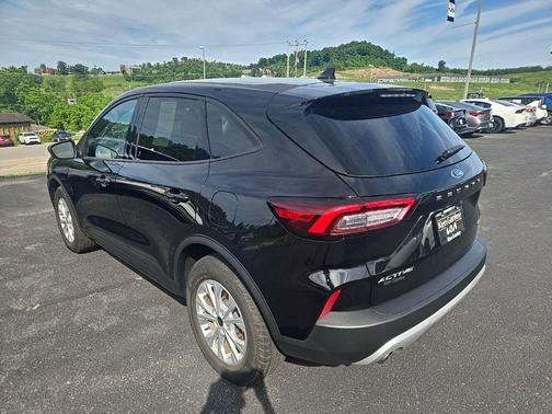 Black Metallic 2025 Ford Escape Active