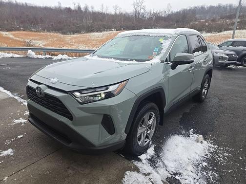 2023 Toyota RAV4 Hybrid XLE