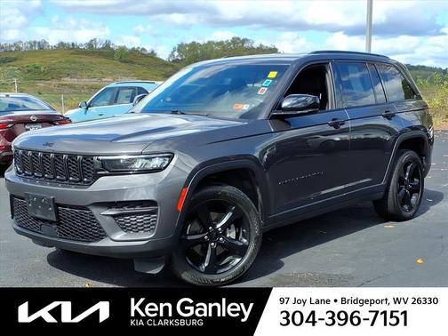 2022 Jeep Grand Cherokee Altitude