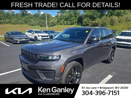 2022 Jeep Grand Cherokee Altitude