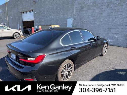 2021 BMW 330 xDrive