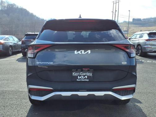 2025 Kia Sportage Hybrid LX