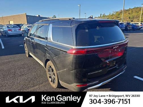 2022 Kia Carnival SX