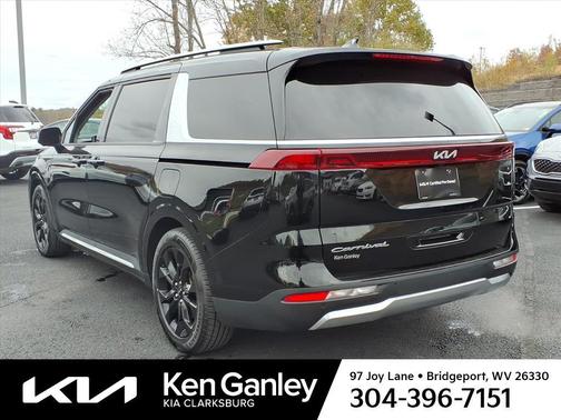 2022 Kia Carnival SX