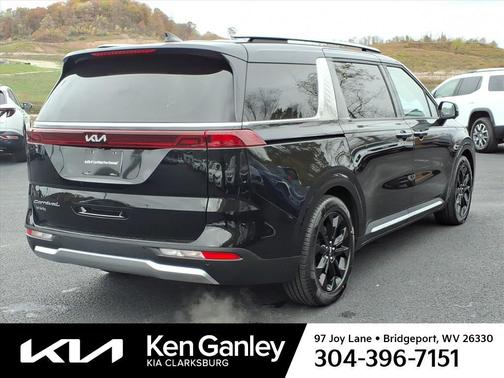 2022 Kia Carnival SX