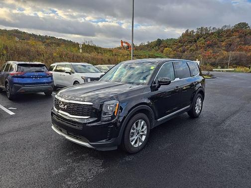 2022 Kia Telluride LX