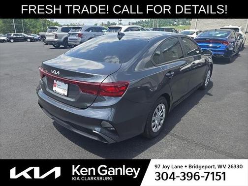 2022 Kia Forte FE