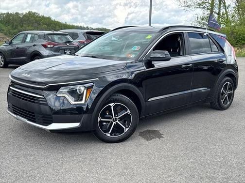 2023 Kia Niro LX