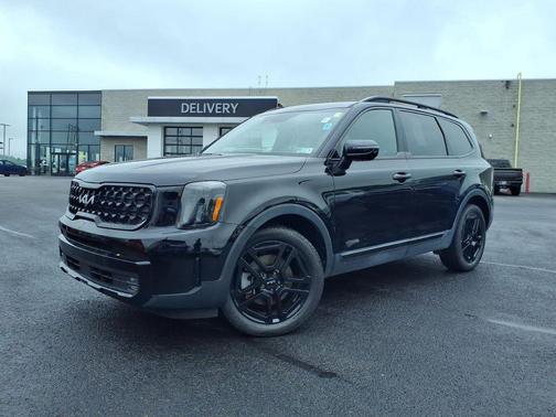 Ebony Black 2024 Kia Telluride SX Prestige X-Line