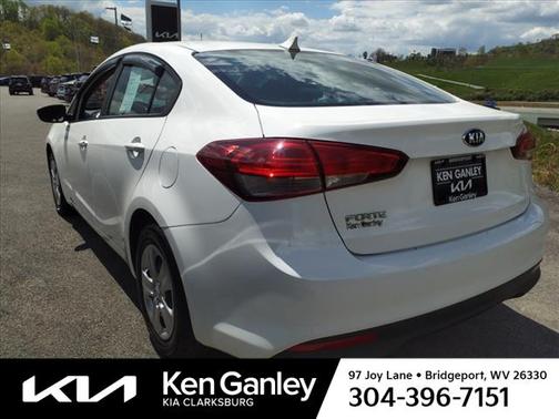 Clear White 2017 Kia Forte LX