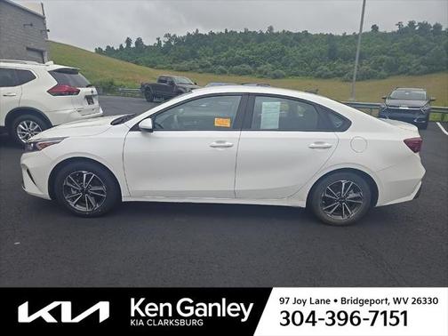 2022 Kia Forte LXS