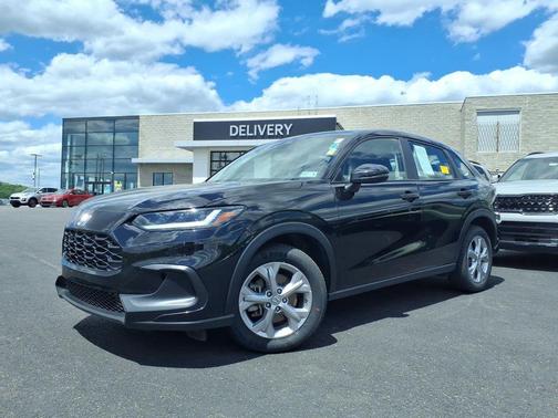 Crystal Black Pearl 2023 Honda HR-V LX