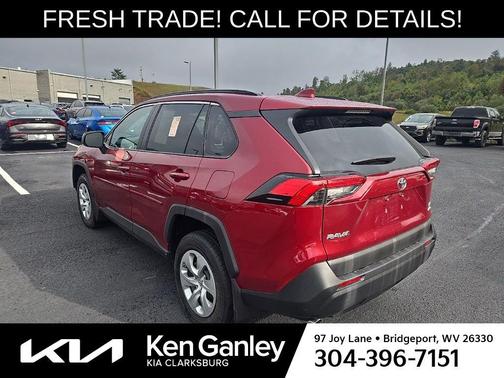 2020 Toyota RAV4 LE