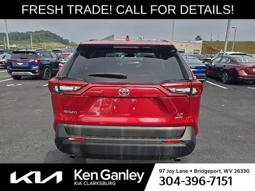 2020 Toyota RAV4 LE