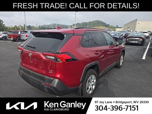 2020 Toyota RAV4 LE