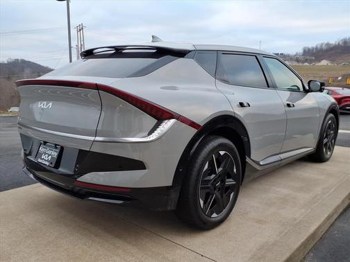 2025 Kia EV6 Wind