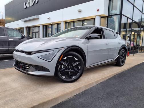 2025 Kia EV6 Wind