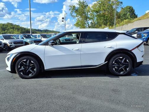 2025 Kia EV6 Wind