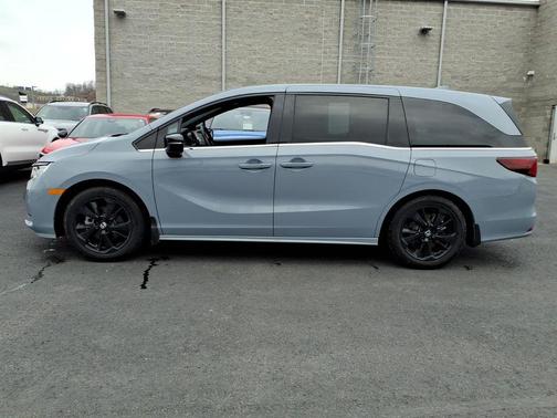 2023 Honda Odyssey Sport