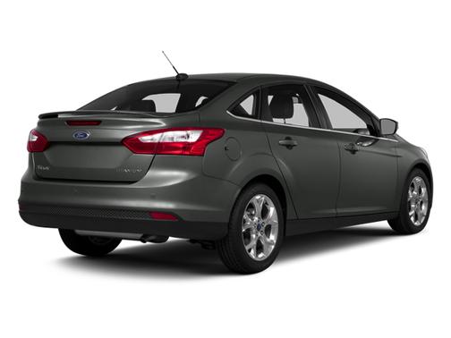 Oxford White 2014 Ford Focus SE