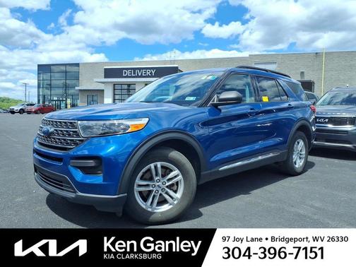 Blue 2022 Ford Explorer XLT