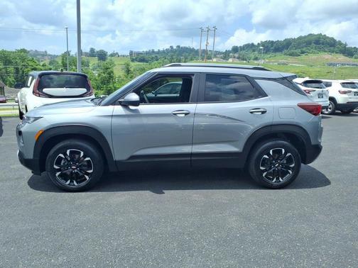 Sterling Gray Metallic 2023 Chevrolet Trailblazer LT