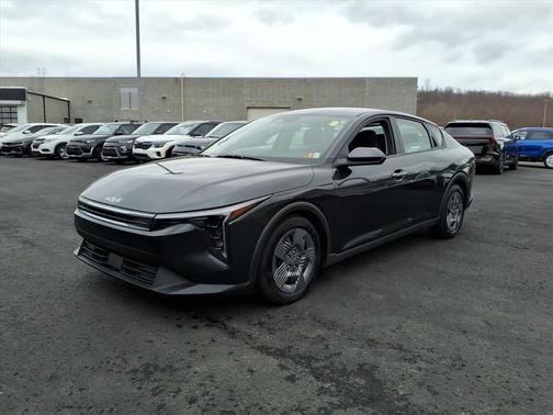 2025 Kia K4 LX