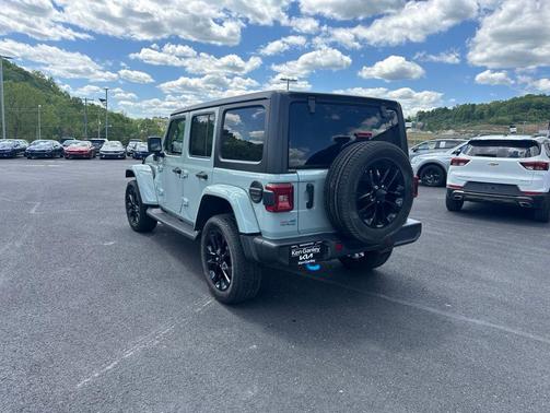 Earl Clearcoat 2023 Jeep Wrangler 4xe Sahara