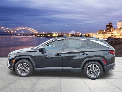 Black 2026 Hyundai TUCSON SEL