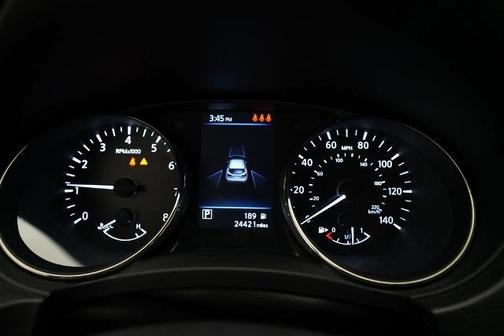 2022 Nissan Rogue Sport SV