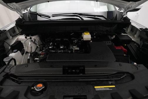 Pearl 2025 Nissan Pathfinder SL