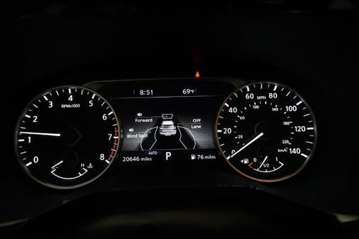 Super Black 2025 Nissan Pathfinder SL