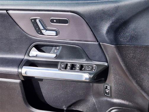 2020 Mercedes-Benz GLB 250 Base 4MATIC