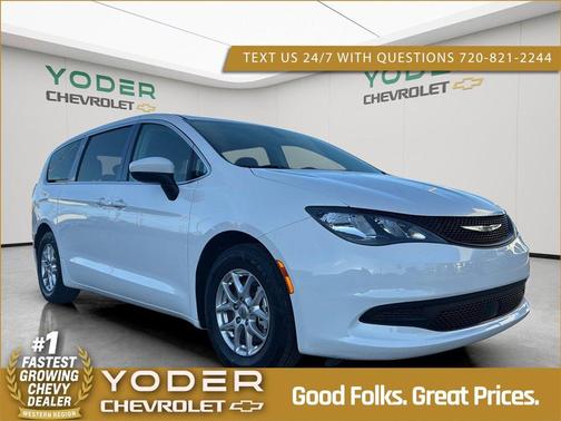 2022 Chrysler Voyager LX