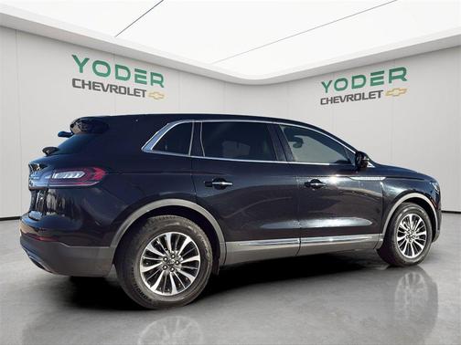 2020 Lincoln Nautilus Reserve