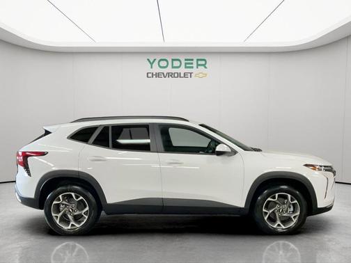 White 2026 Chevrolet Trax LT