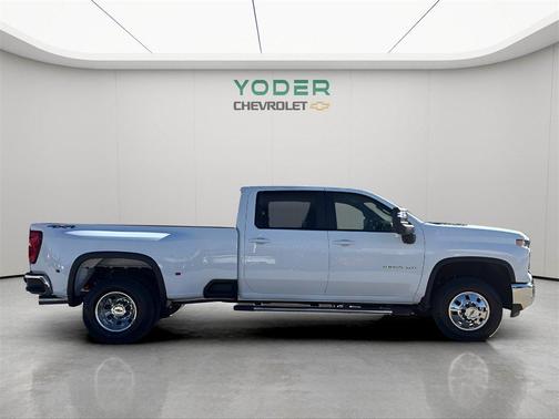 2026 Chevrolet Silverado 3500 LT