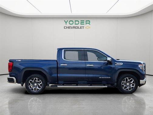 2023 GMC Sierra 1500 SLT