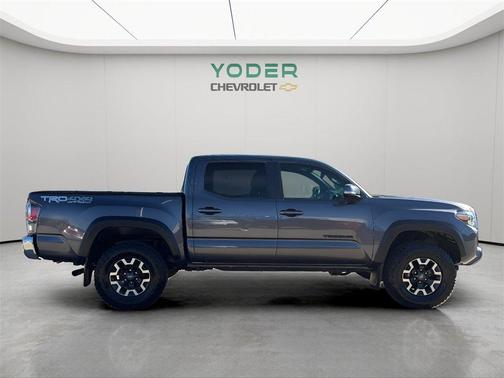 2022 Toyota Tacoma SR