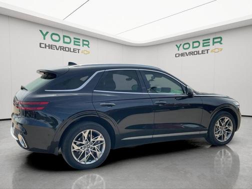 2023 Genesis GV70 2.5T
