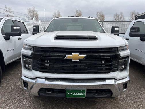 2025 Chevrolet Silverado 3500 WT