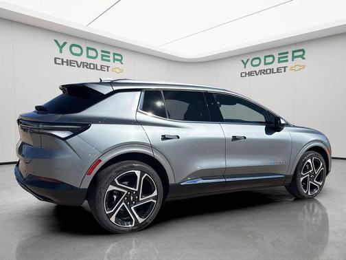 2026 Chevrolet Equinox EV LT 2