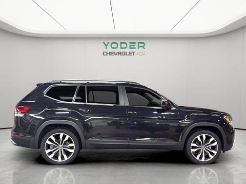 2022 Volkswagen Atlas 3.6L SE w/Technology